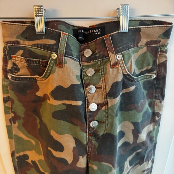 VERONICA BEARD Carly Cotton Blend Camo Jeans - Picture 6 of 8